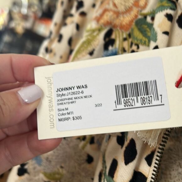 Johnny Was Multicolor Embroidered Bomber Jacket/ brand new - Picture 3 of 3